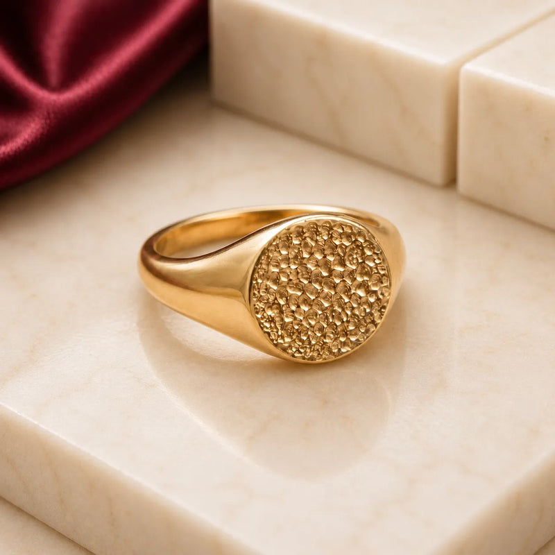 Round Imprint Signet Ring