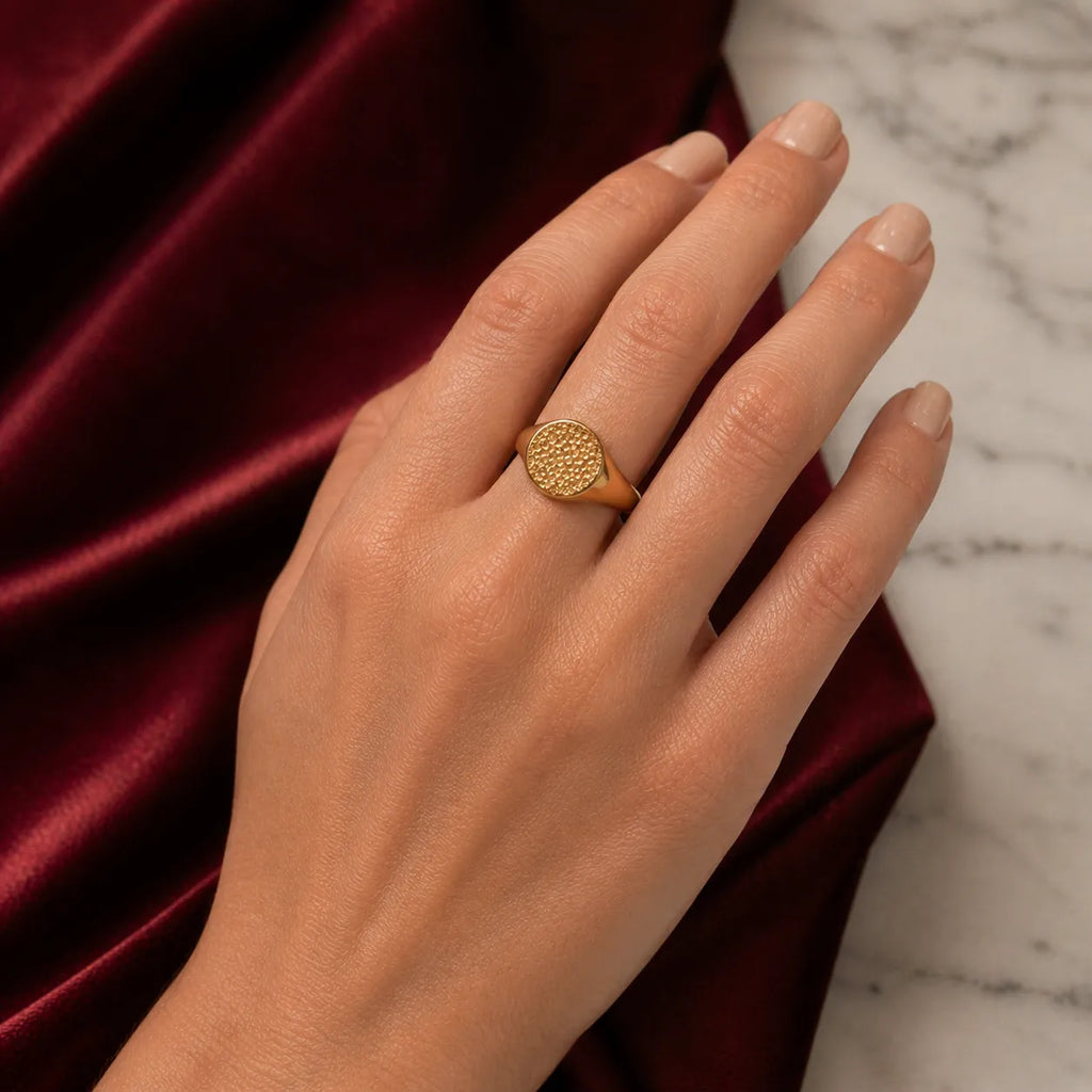 Round Imprint Signet Ring
